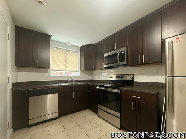 Photo - 17 Captain Parker Arms Unidad 14