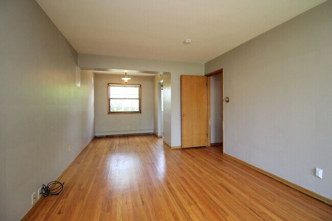 Photo - renwr09 Unit 2414