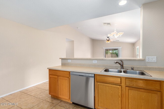 Photo - 946 S 166th Ave