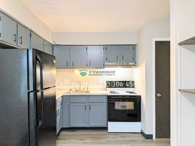 Photo - 234 Engadine Ct Unit B3