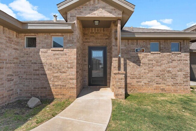 Photo - 623 N Elkhart Ave