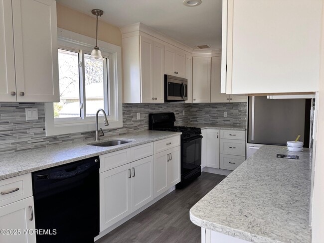 Photo - 204 Dickinson Ave