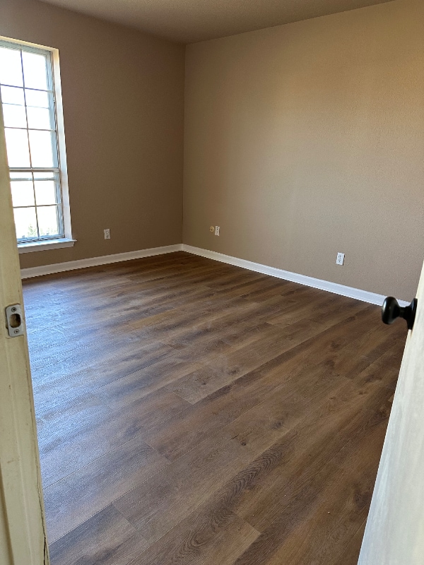 Photo - 7916 Shannon Ln