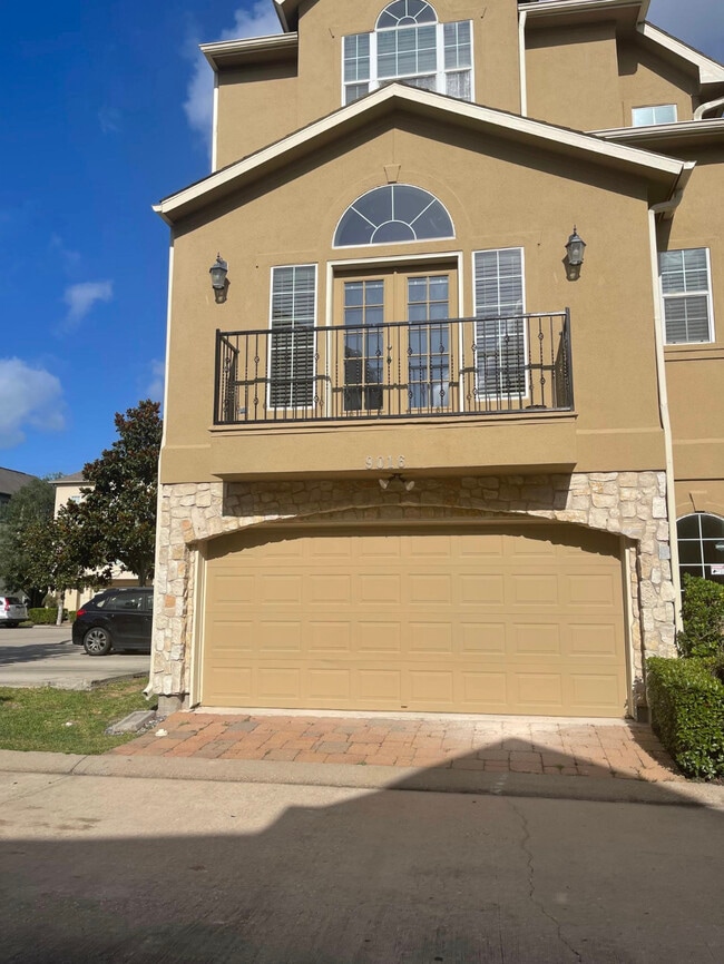 Photo - 9016 Bayview Cove Dr