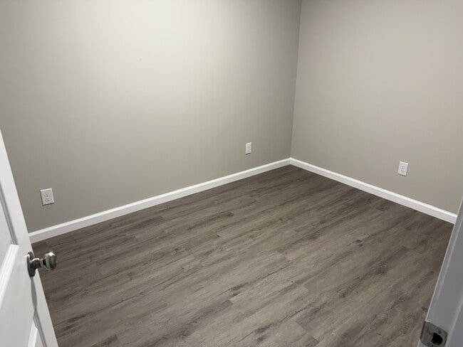 1309 Main St E Unit 17