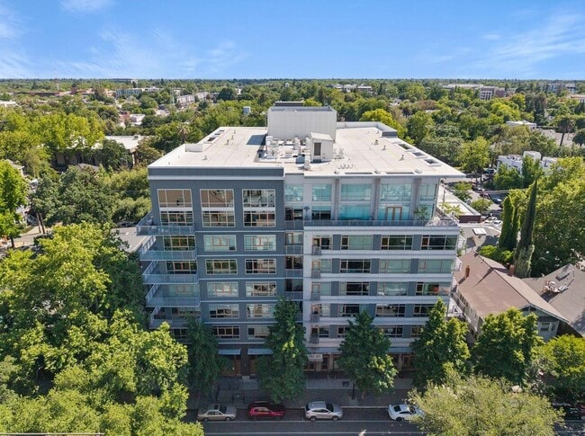 Building Photo - T1859U