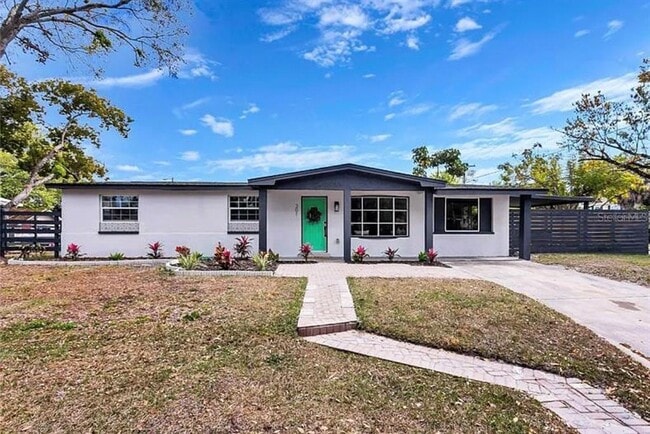 Building Photo - 301 N Fremont Ave