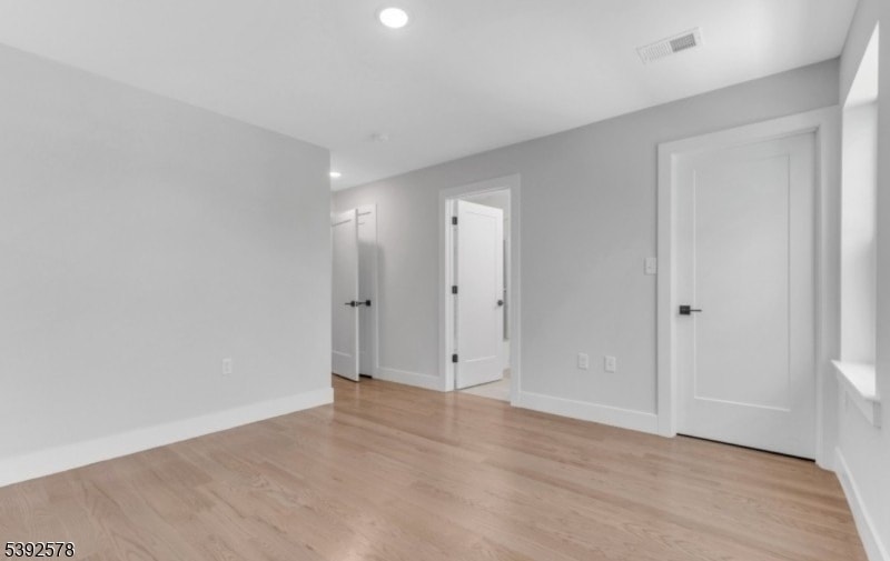 Photo - 213 Pine St