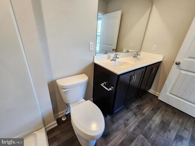 Photo - 401 Wood Duck Dr