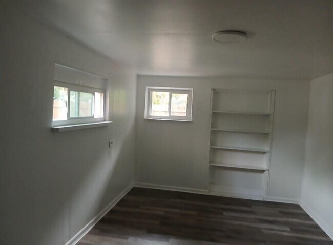 6232 62nd Ave N Unit B