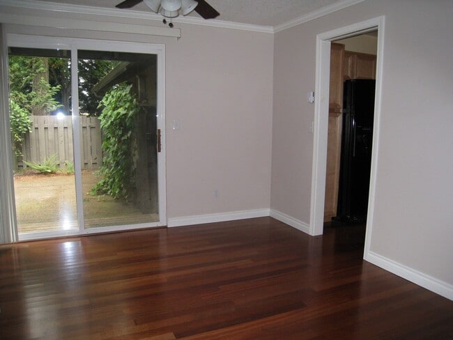Photo - GERJ02 Unit 18131