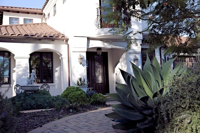 Photo - 1215 Altamead Dr