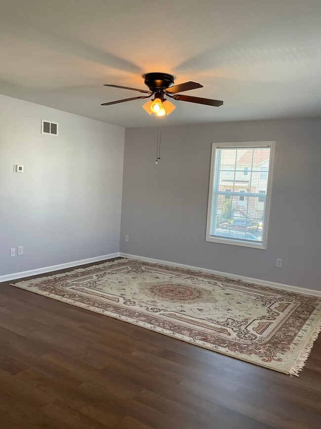 Photo - 631 Widener Ln