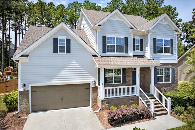 Building Photo - “5-Bedroom Home with Bonus Room & Resort-S...