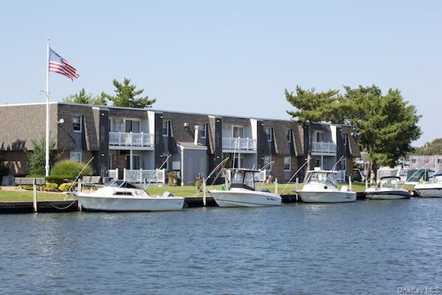 Photo - 28 Mainsail Dr Unit 1-28