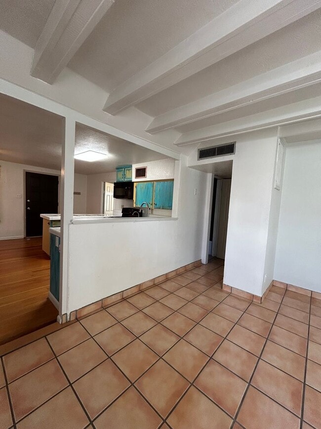 Photo - Beautiful 2 Bedroom 1 Bath / Washer & Dryer Included / Large Yard!