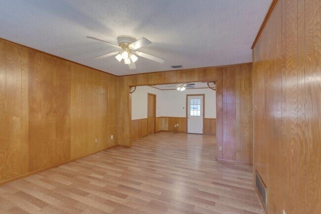 Photo - Great home for a great price in Greenville!