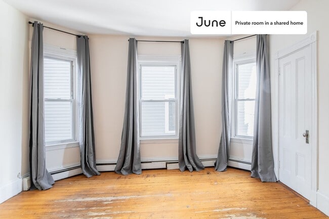 Photo - Room in Shared 5 bed/1 bath home Unit C