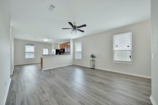 Photo - 2619 Skyview Silver Dr