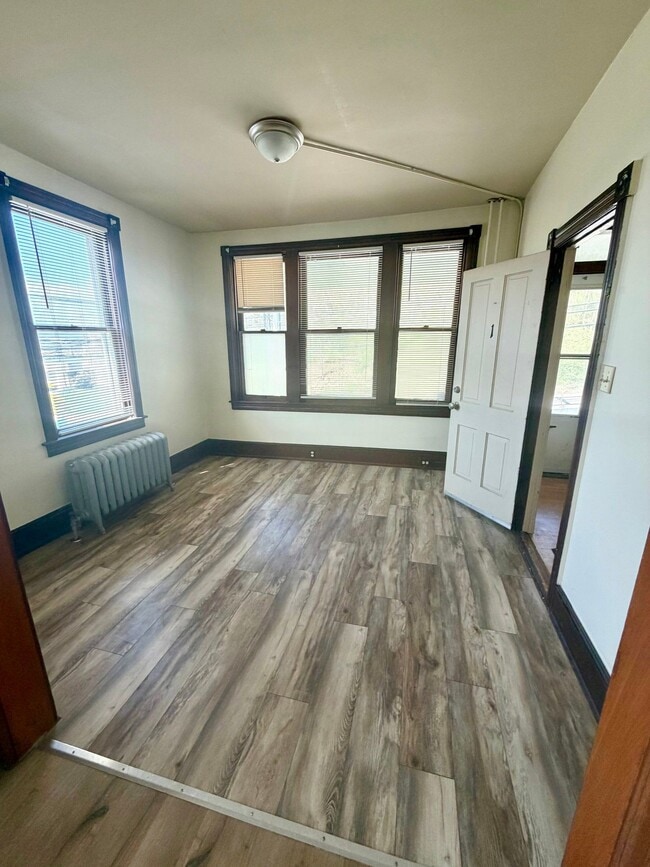 Photo - 500 Windsor St Unidad 1