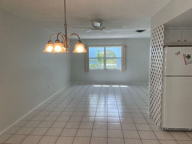 Photo - 434 Marlin Rd
