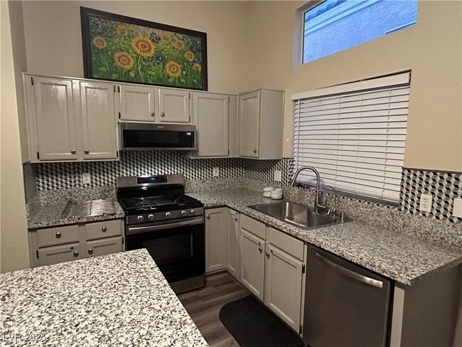 Photo - 8148 Tone St