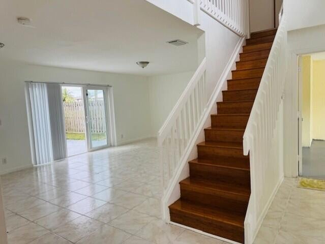 Photo - 6008 Strawberry Fields Way