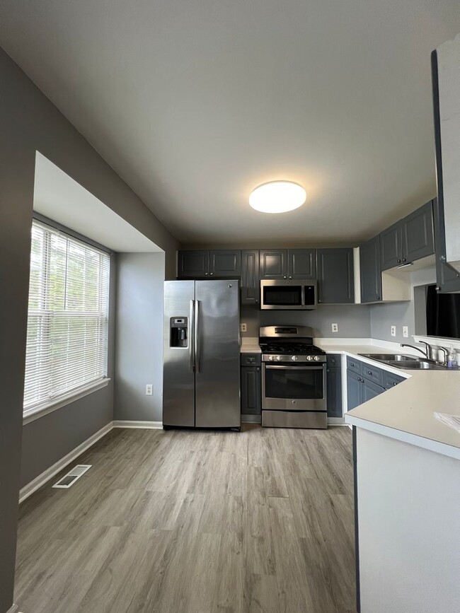 Photo - Ashburn Village 4 Bedroom