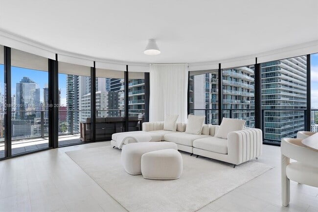 Photo - 1000 Brickell Plaza Unidad 2102