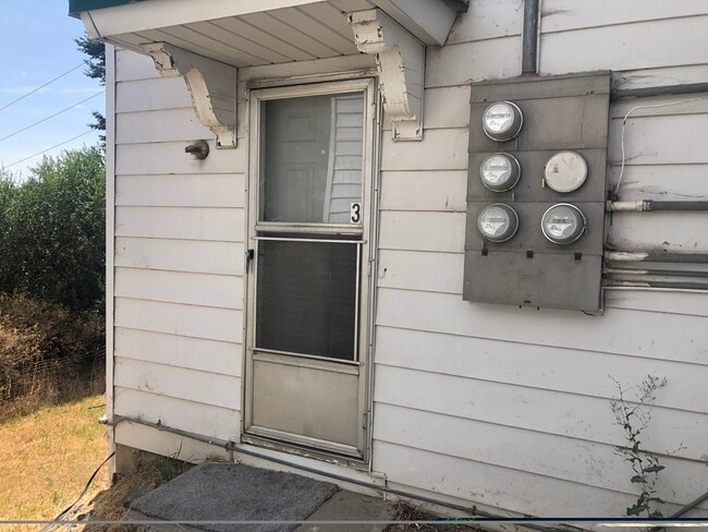 Photo - 610 NE Maiden Ln Unit 3