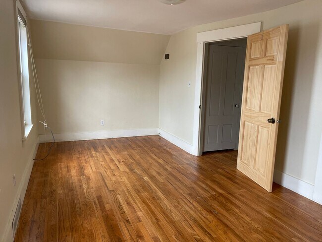 Photo - 2 Bedroom downtown Lebanon