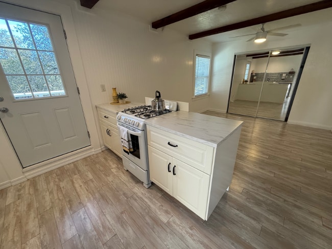 Photo - 190 Lubeck Rd