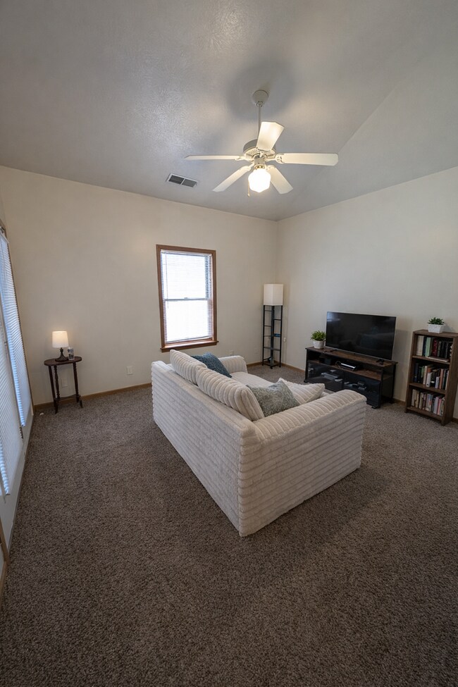 Photo - Salisbury Place