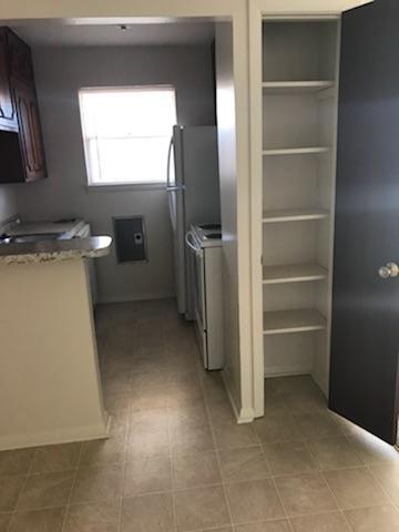 Photo - Embassy Apartments