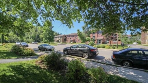 Photo - Cedar Glen Apartments