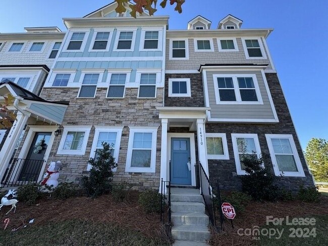 Photo - 14910 Meacham Farm Dr Townhome