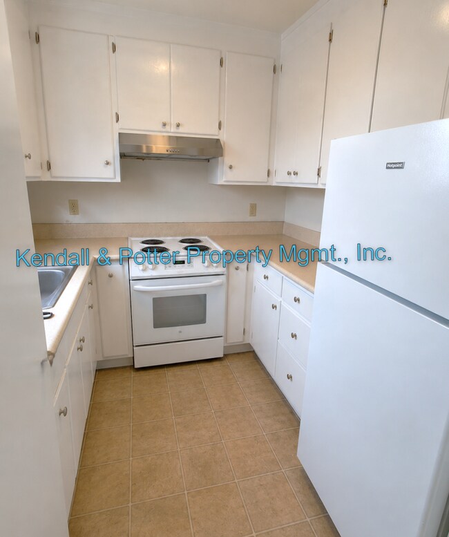 Photo - 218 Alhambra Ave Unit B