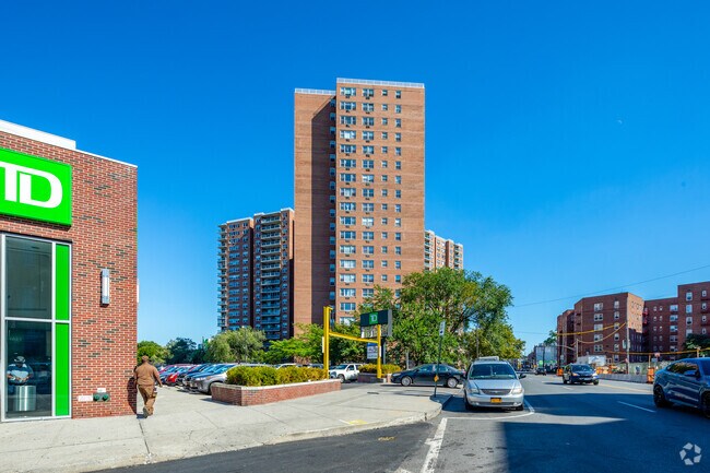 Photo - Philip Howard Apartments