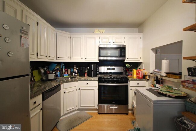 Photo - 74 Cheverny Ct