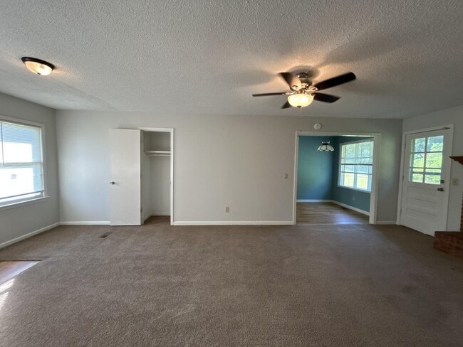 Photo - 5722 Whisperwood Dr
