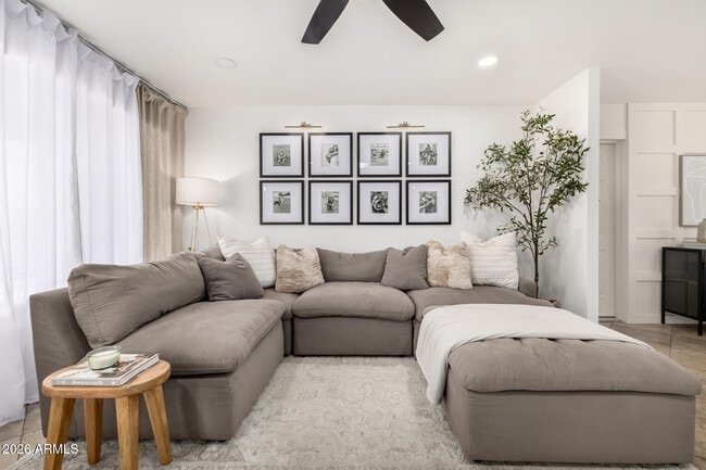 Building Photo - 7902 E Kimsey Ln