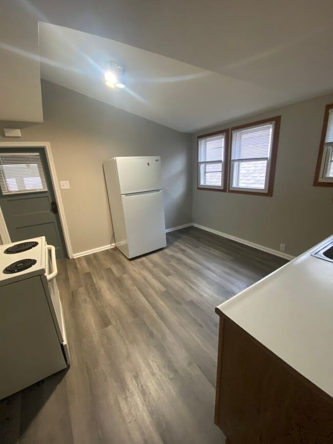 Photo - 1622-24 S 58th Unit Upper