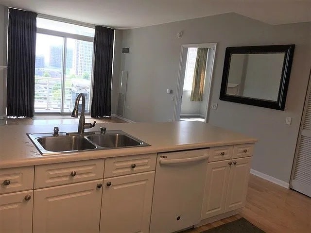 Photo - 1511 S Prairie Ave Apartment Unit 1