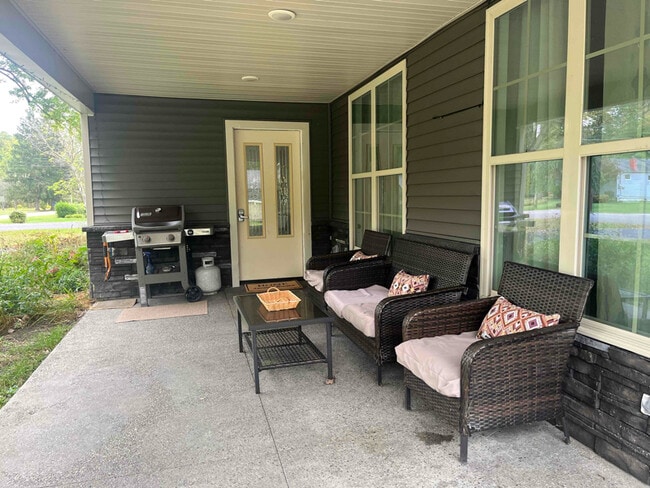 Photo - 578 Tuscarora Rd