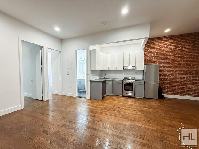 Photo - BEDFORD AVENUE / Bedford-Stuyvesant 2-Bed 1-Bath Unit B3
