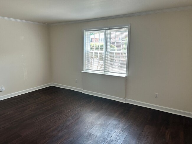 Photo - Lovely Two Bedroom Condo in Cotswold!