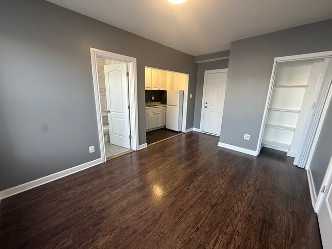 Photo - 3420 W Irving Park Rd Unit 28