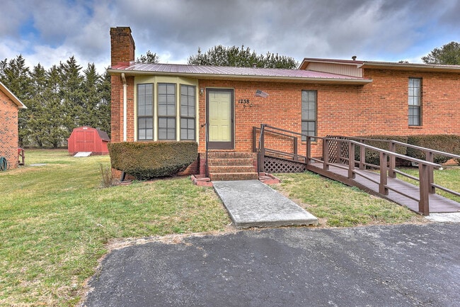 Photo - 1738 Todd Dr