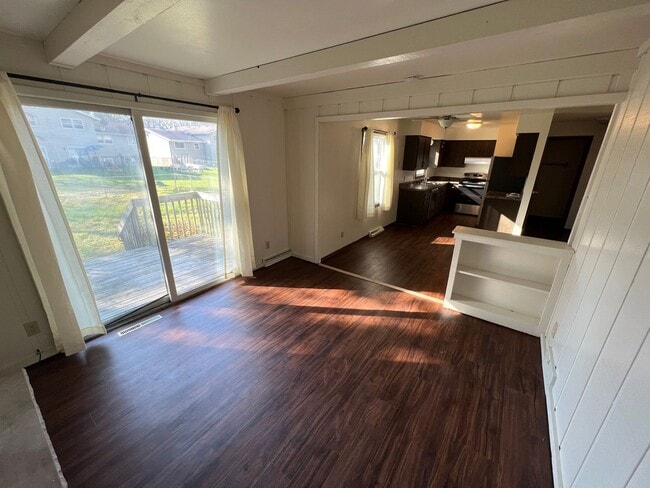Building Photo - Trafalger Place Duplex Unit 5307 Rental