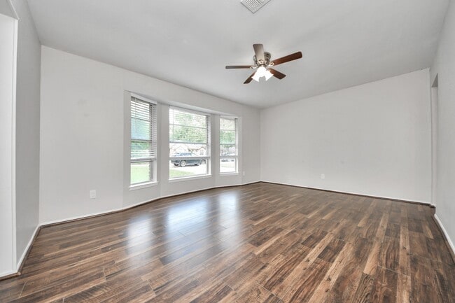 Photo - 5602 Dryad Dr